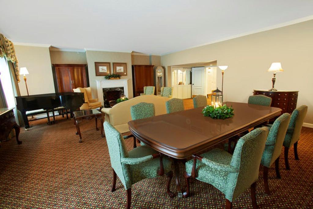 Hotel Williamsburg Hospitality House Zimmer foto