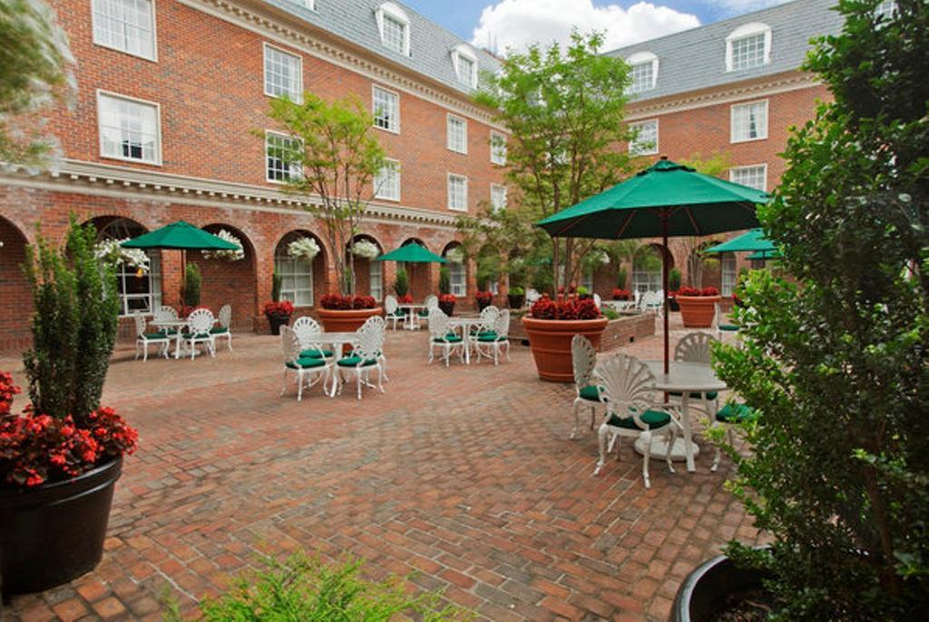 Hotel Williamsburg Hospitality House Exterior foto